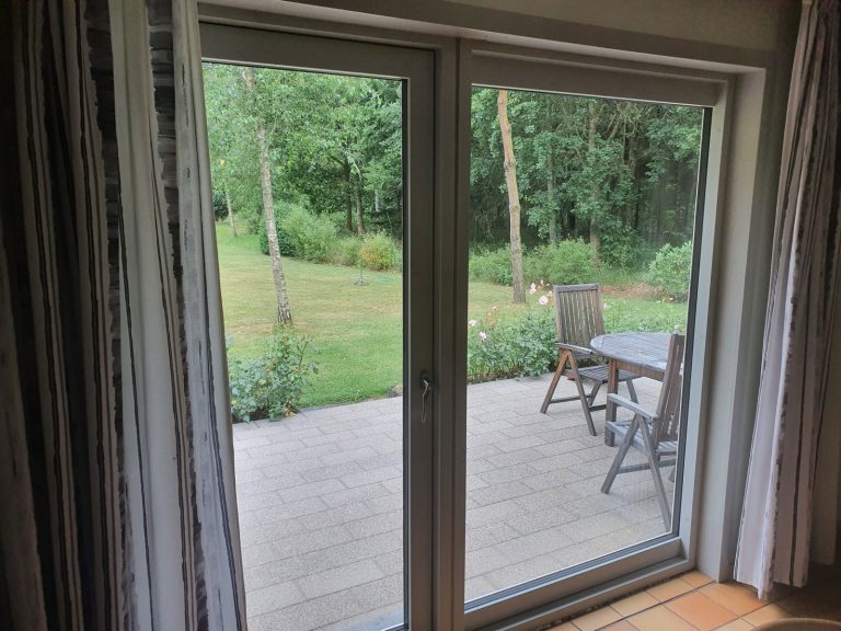 Døre og vinduer monteret af Bøgeholdt Montage